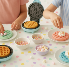 Afbeelding in Gallery-weergave laden, Make-A-Cakebox Kinderfeest Wafels bakken
